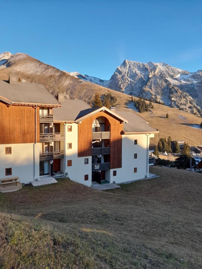 Appartement Au Coeur Des Aravis Manigod Dış mekan fotoğraf