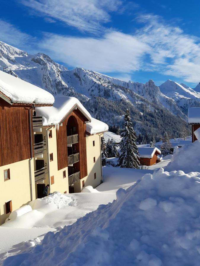 Appartement Au Coeur Des Aravis Manigod Dış mekan fotoğraf